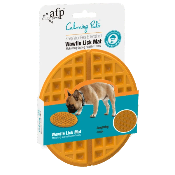 Covoraș de lins pentru câini, cu compartimente și ventuze, ø 19,5 cm – AFP Calming Pals - Woofle Lick Mat