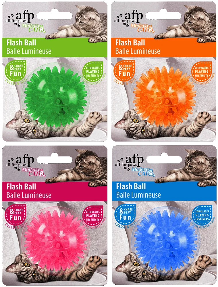 Minge din cauciuc pentru pisici, clipește la mișcare, 5 cm – AFP Modern Cat Flash Ball - imagine 1