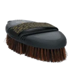 Perie moale pentru cai, pentru praf și nisip, cu partea superioară flexibilă – Excellent Horse Flexi Brush Soft