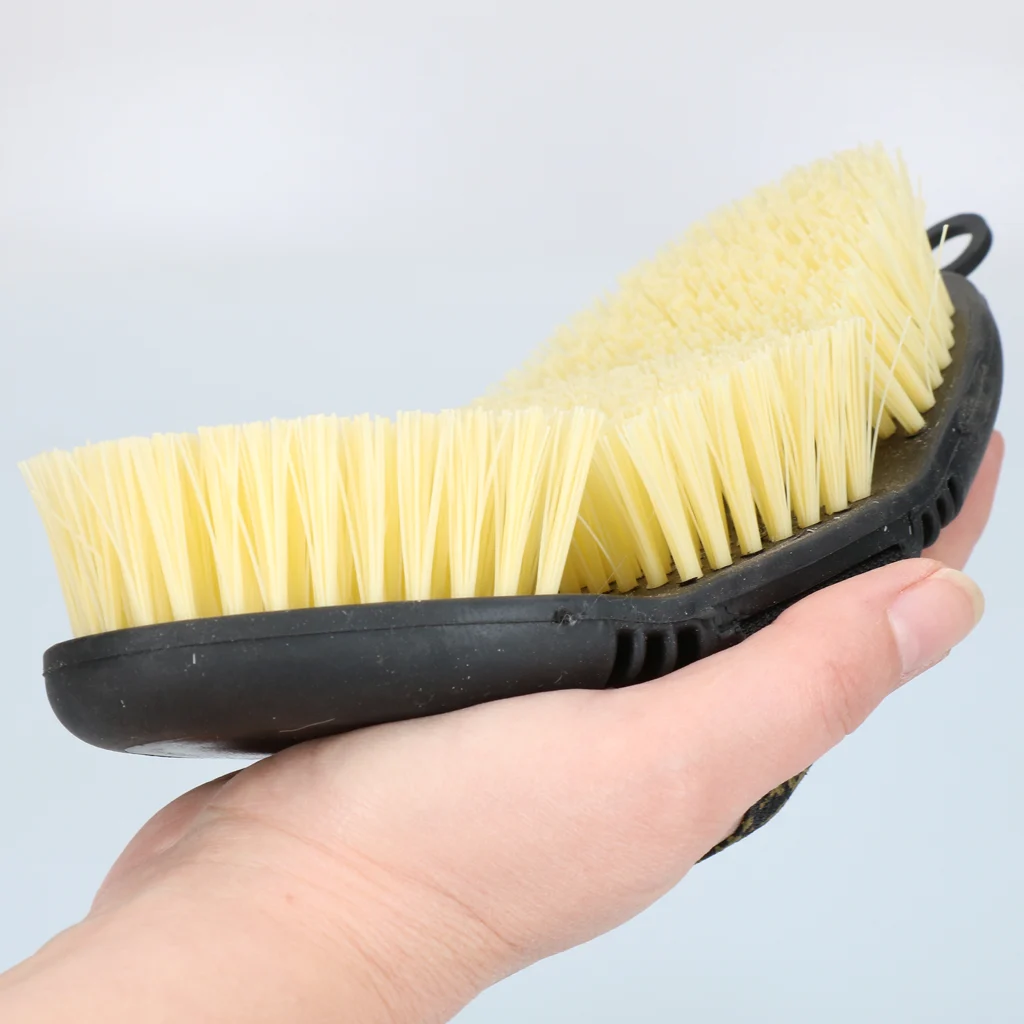 Perie dură pentru cai cu partea superioară flexibilă – Excellent Horse Flexi Brush Scrub - imagine 5