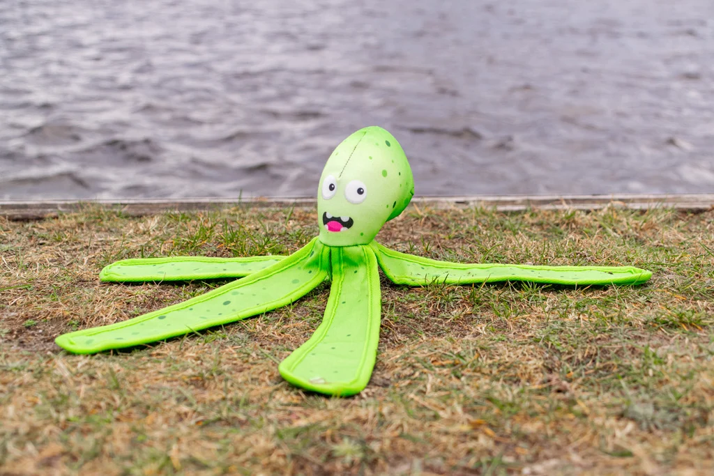 Jucărie pentru câini cu dispozitiv care piuie și tentacule foșnitoare, 28 cm, roz – Dog Comets Alien Octo - imagine 5