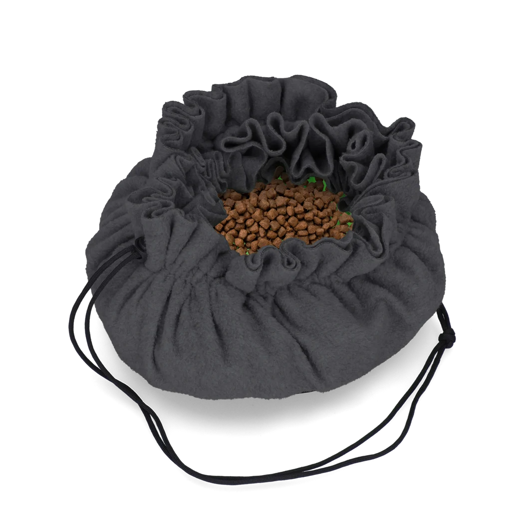 Covoraș de adulmecat cu șnur de strângere Ø 50 cm – Eat Slow Live Longer Snuffle Mat - imagine 3