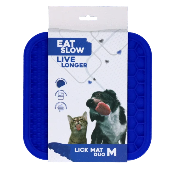 Covoraș de lins pentru câini, cu denivelări și model fagure, 21 x 21 cm, Albastru – Eat Slow Live Longer Lick Mat Duo M