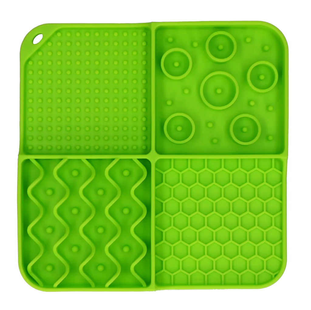 Saltea de lins pentru câini cu 4 modele și ventuze, 21 x 21 cm, verde – Eat Slow Live Longer Lick Mat Dimensions Rectangle - imagine 2