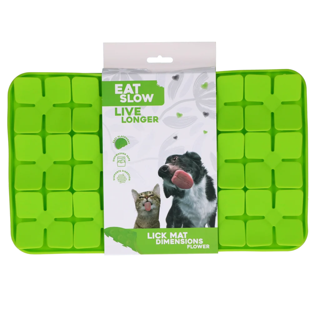 Covoraș de lins pentru câini cu petale în formă de flori și ventuze, 21 x 34 cm, verde – Eat Slow Live Longer Lick Mat Dimensions Flower - imagine 1