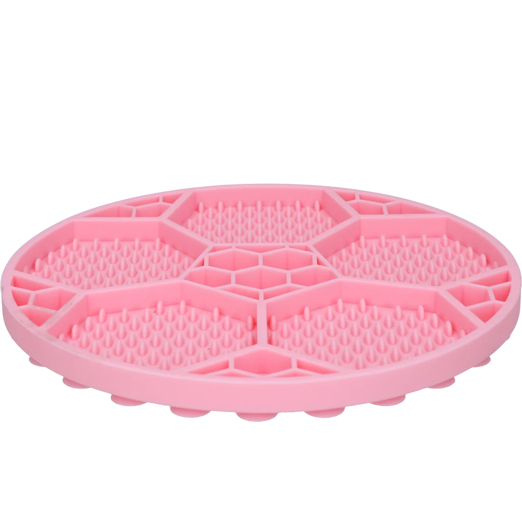 Covoraș de lins pentru câini, cu model de minge de fotbal și ventuze, Ø 22 cm, roz – Eat Slow Live Longer Lick Mat Soccer Ball - imagine 3