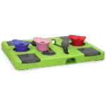Puzzle pentru câini cu crochete și gustări, cu piciorușe antiderapante – Eat Slow Live Longer Puzzle Rectangle - imagine 3