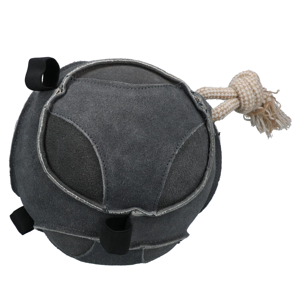EXCE01070C.png Minge de joacă pentru cai din piele întoarsă cu bucle elastice, gri – Excellent Horse Fun Play Ball - imagine 1