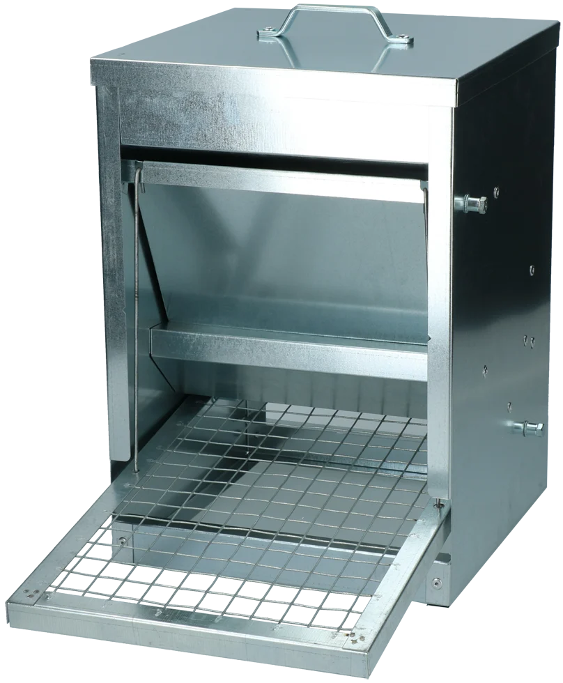 Hrănitoare pentru găini din metal galvanizat, cu grilaj, 5 kg – Gaun - imagine 1