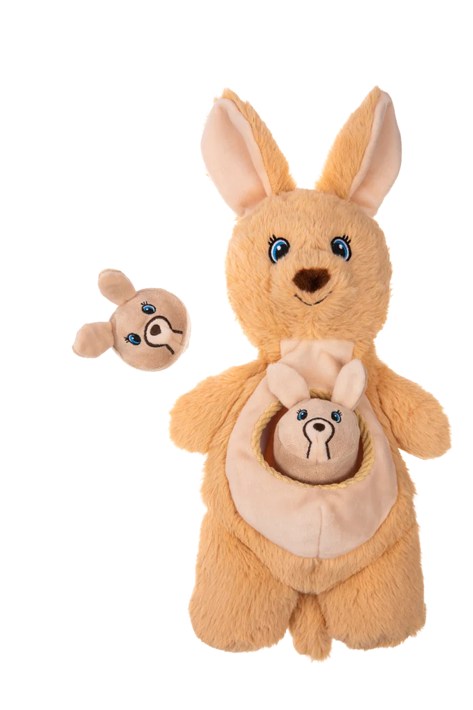 Jucărie de pluș pentru câini cu chițăitoare și 2 jucării ascunse – Growl Sidekicks Kanga Joey - imagine 2
