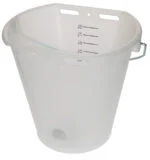 Găleată transparentă albă pentru viței, cu gradație, 8 l