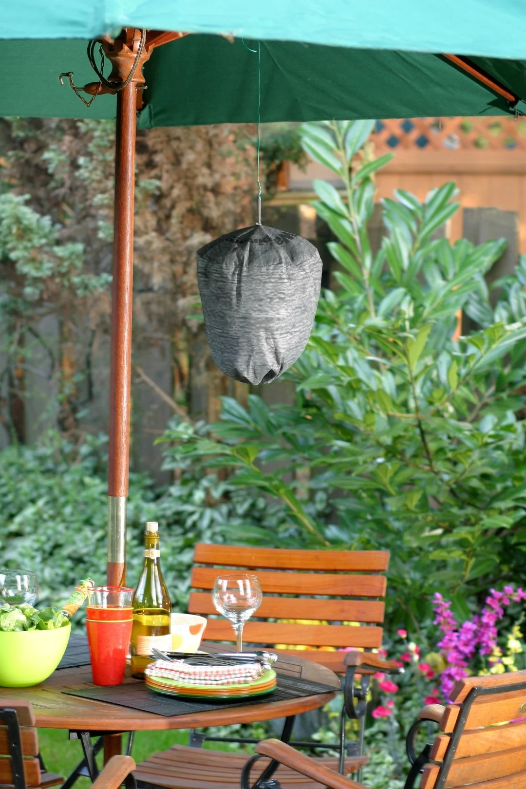 Aparat de alungat viespi cu imitație de cuib, fără otravă – Knock Pest Wasp Protector - imagine 4