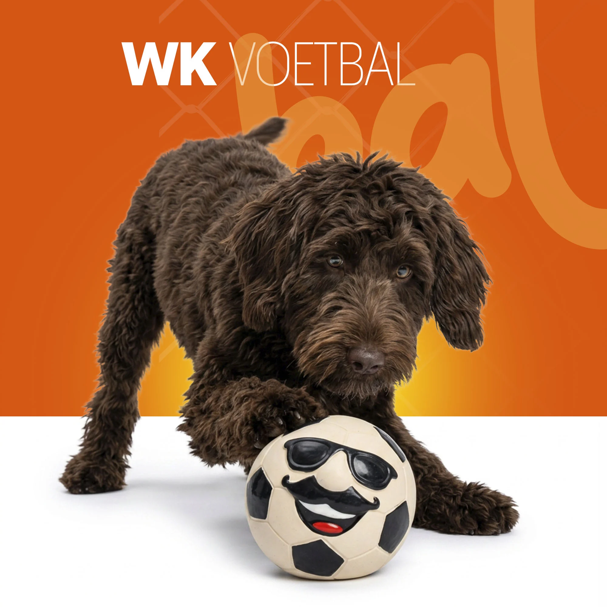 Jucărie pentru câini din latex cu chițăitoare, portocalie, L – Holland Mr. WK Soccer - imagine 2