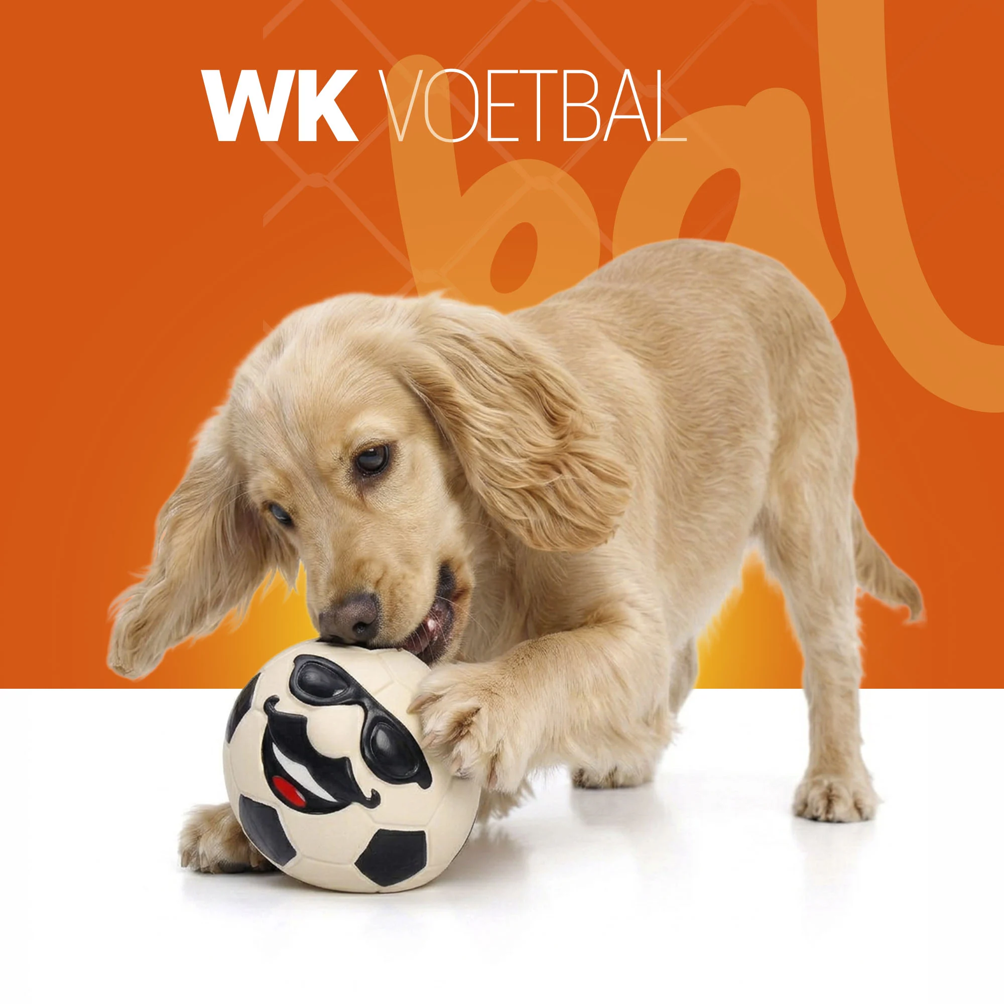 Jucărie pentru câini din latex cu chițăitoare, portocalie, M – Holland Mr. WK Soccer - imagine 2