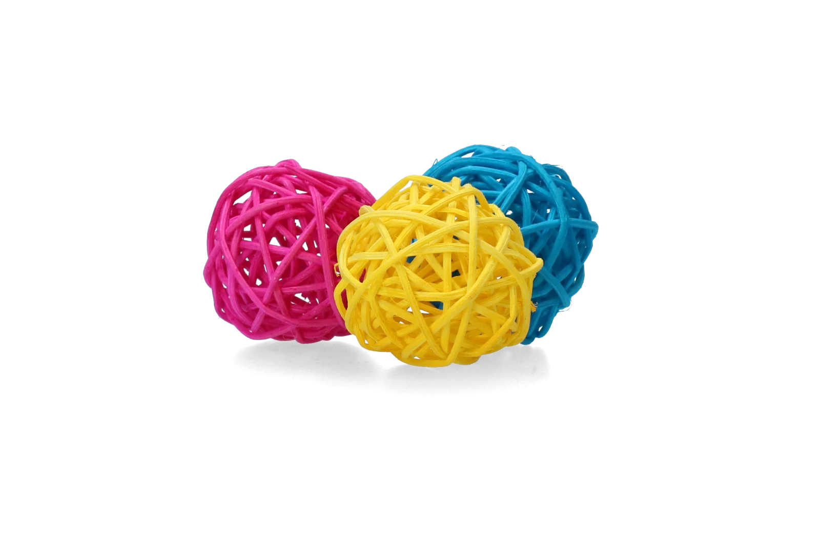 Minge colorată de ros pentru iepuri și rozătoare – Pawise Play & Chew Balls - imagine 2