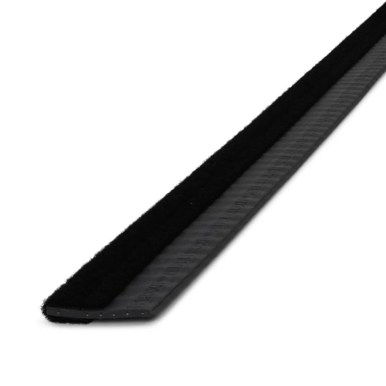Profil de etanșare pentru ușă împotriva rozătoarelor, cu bandă cu arici – Raxit Quick Ready to Use (1m) 20 mm