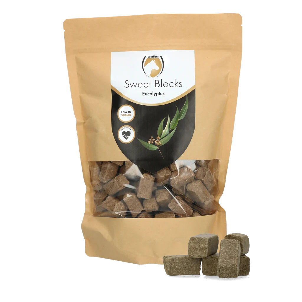 Recompense pentru cai cu eucalipt, conținut redus de zahăr, 1 kg – Excellent Horse Sweet Blocks - imagine 1