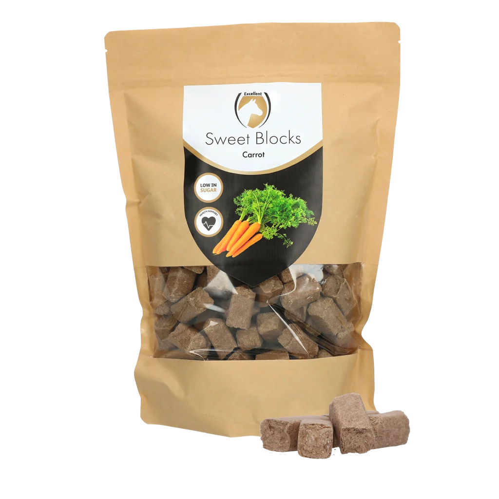 Recompense pentru cai cu morcov, conținut redus de zahăr, 1 kg – Excellent Horse Sweet Blocks - imagine 1