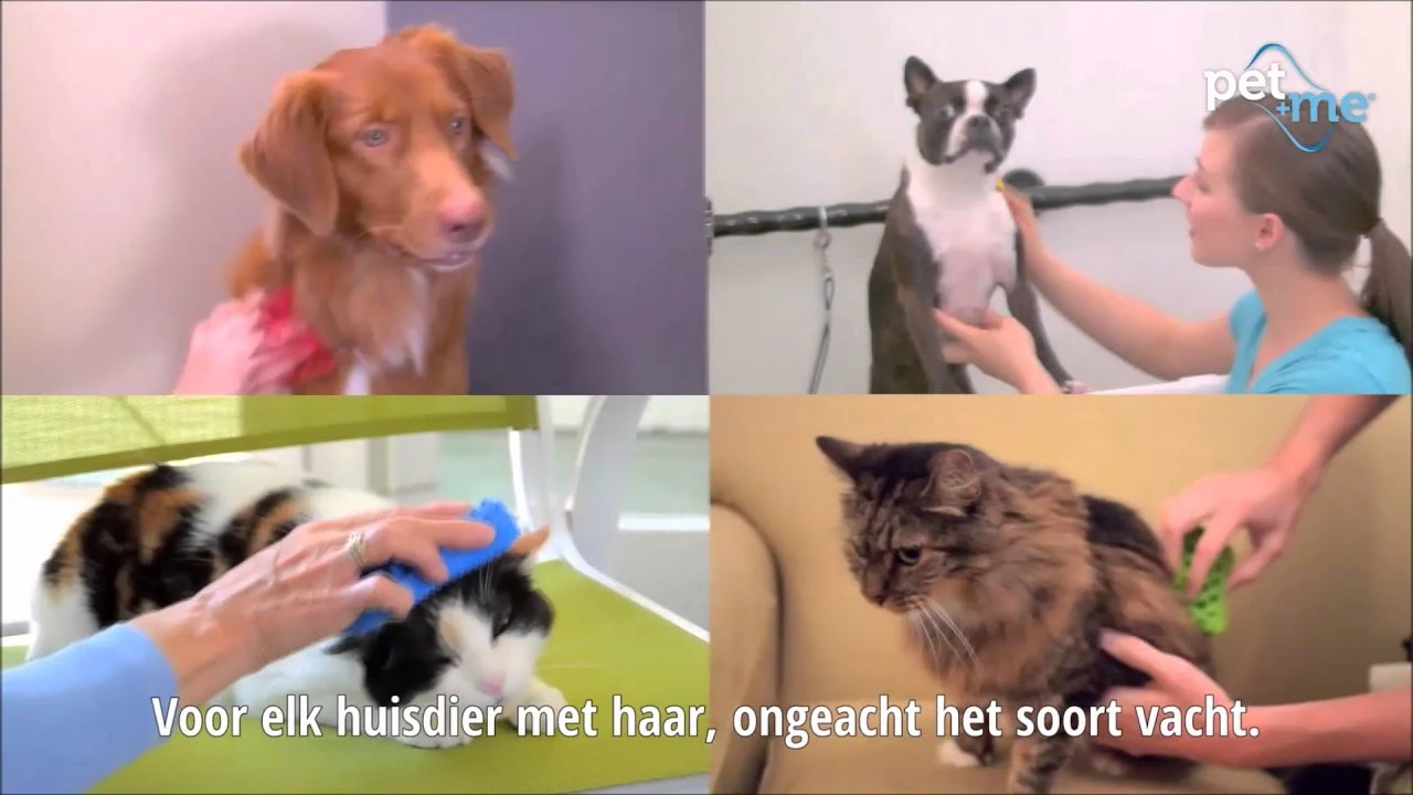 Perie din silicon pentru câini cu păr lung, roșie – Pet + Me - imagine 6