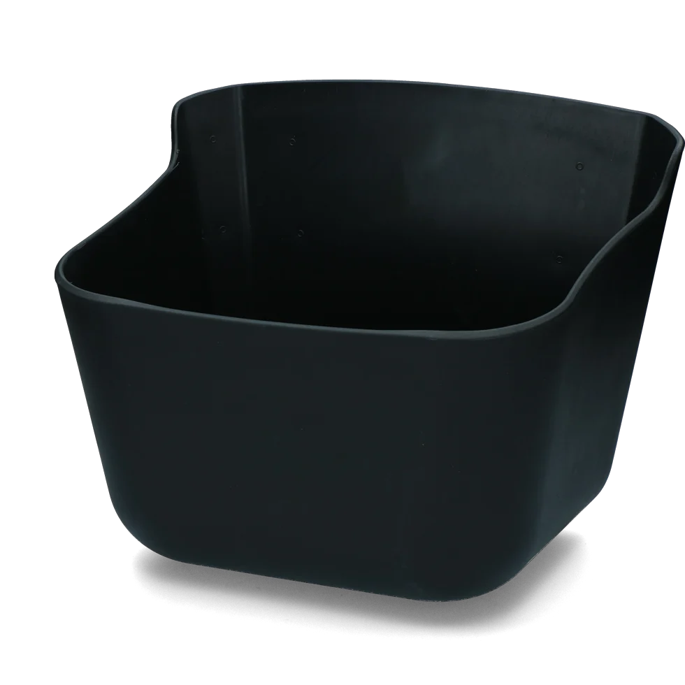 Vas pentru furaje și apă din plastic negru, 15 l – Vplast - imagine 1