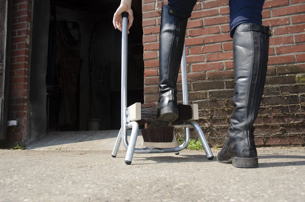 Curățător de încălțăminte de 83 cm, cu suport pentru mână și 3 perii - imagine 2