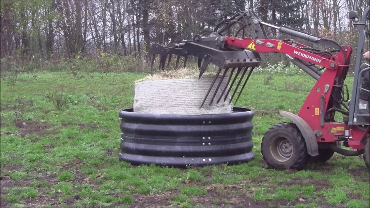 Inel pentru fân pentru cai și bovine, ø 200 cm – Ok-Plast Hooi Ring Feeder - imagine 2